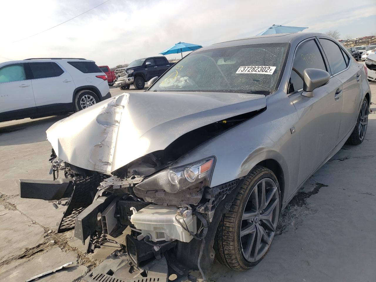 Photo 2 from auction – 2016 LEXUS IS 350 with VIN JTHBE1D26G5024973