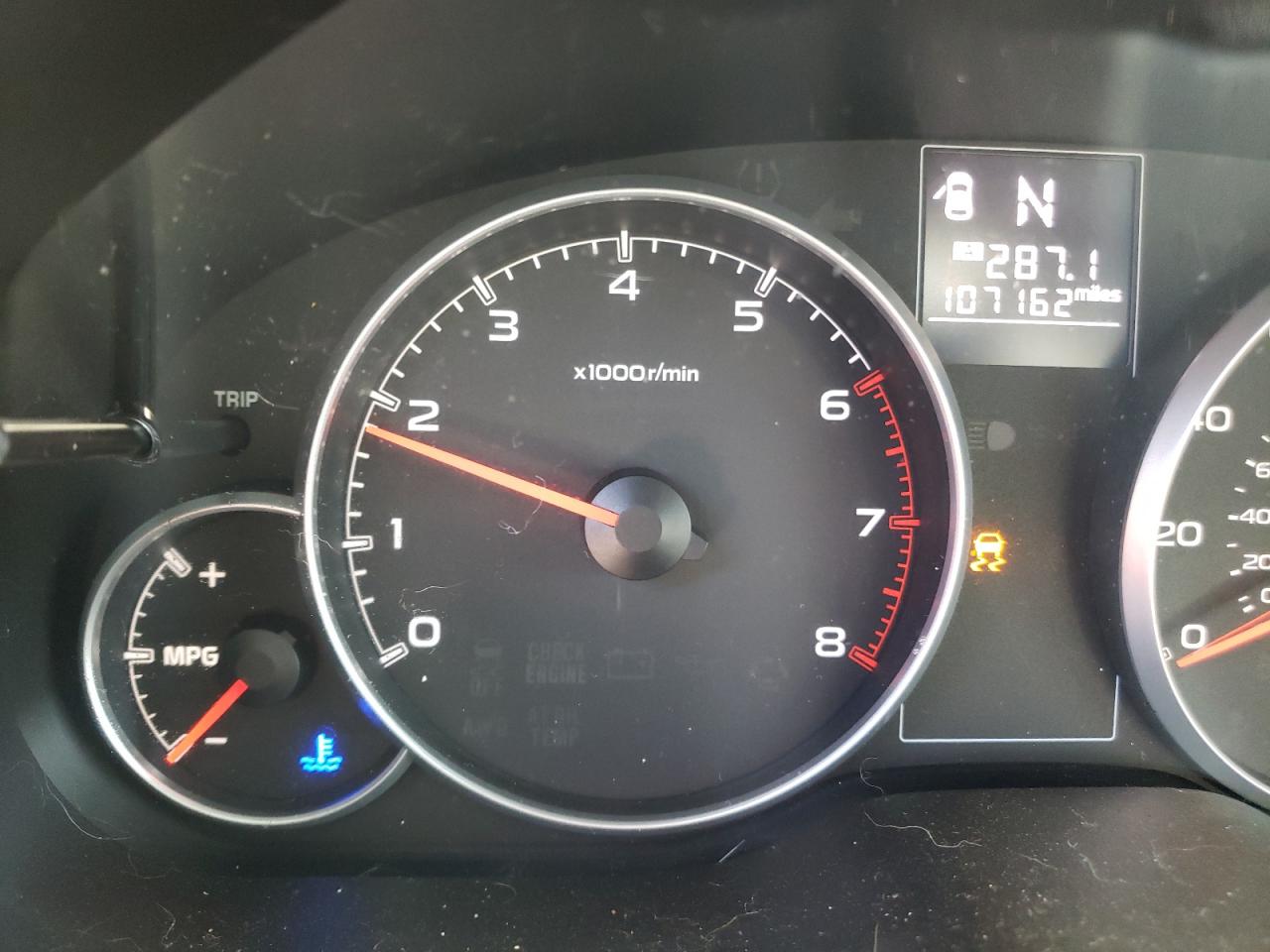 Photo 8 from auction – 2014 SUBARU LEGACY 2.5 with VIN 4S3BMBC67E3024570