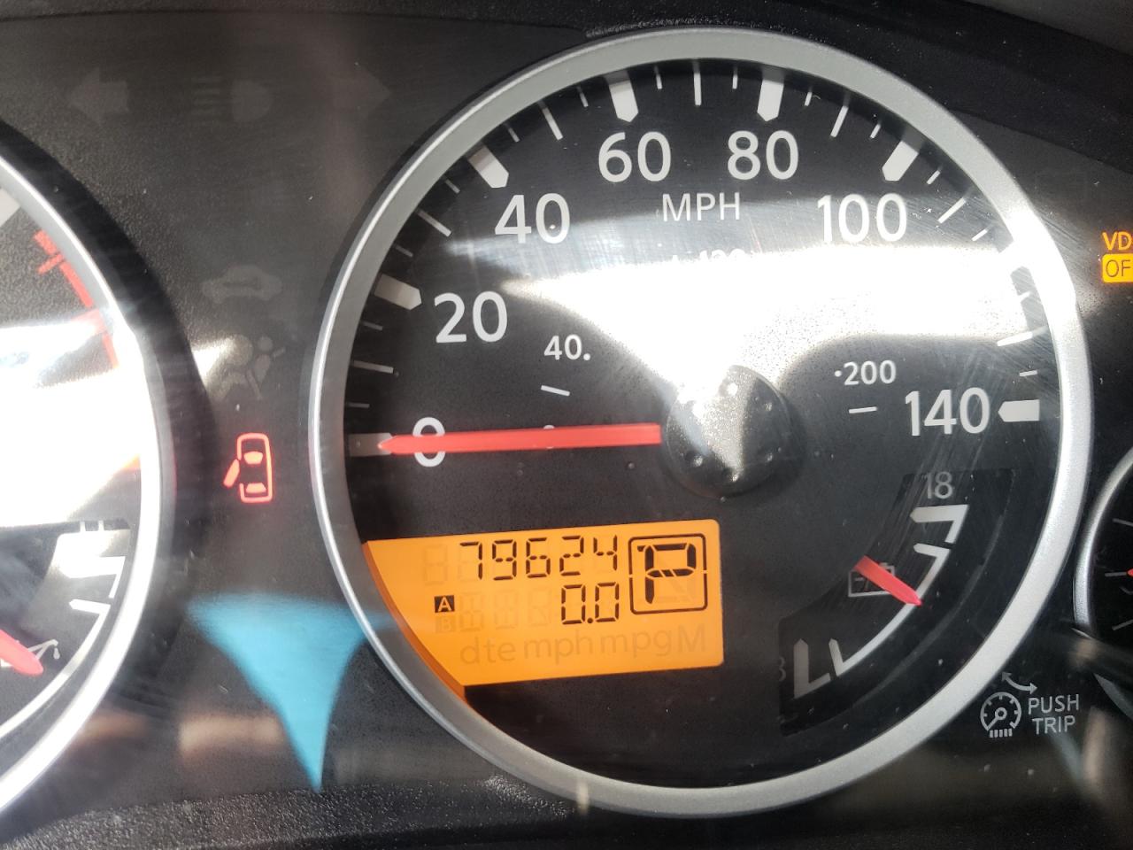 Photo 8 from auction – 2011 NISSAN PATHFINDER with VIN 5N1AR1NNXBC630190