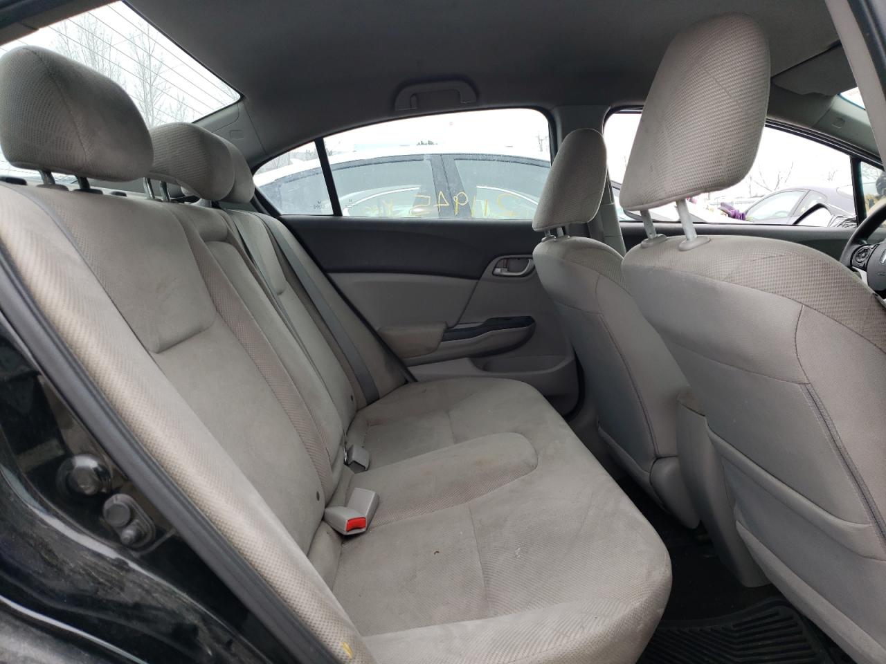 Photo 6 from auction – 2012 HONDA CIVIC LX with VIN 2HGFB2F47CH022797
