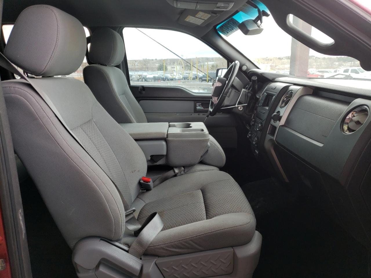 Photo 5 from auction – 2013 FORD F150 SUPER with VIN 1FTFW1EF5DKD82046