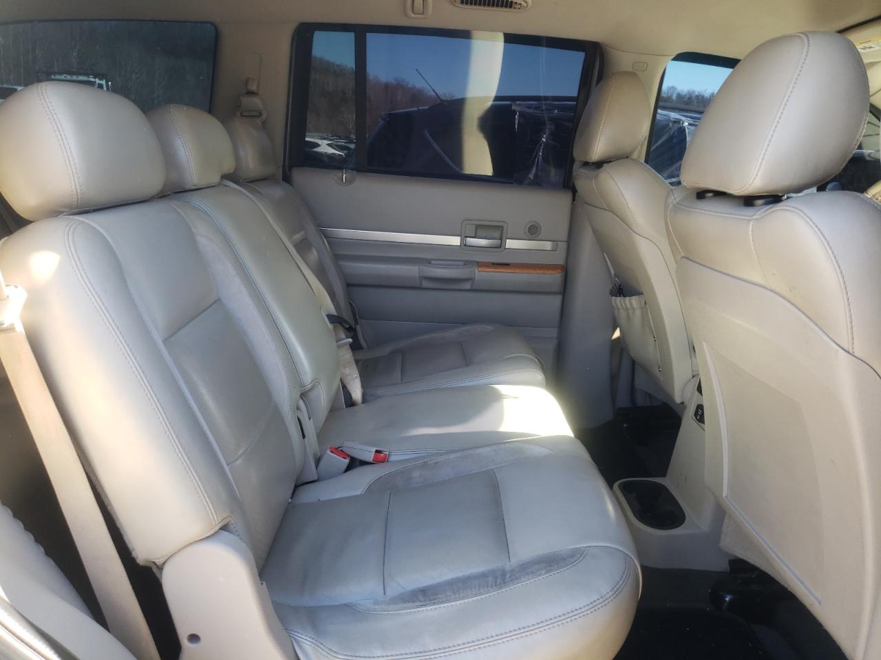 Photo 6 from auction – 2007 CHRYSLER ASPEN LIMI with VIN 1A8HW58267F546869