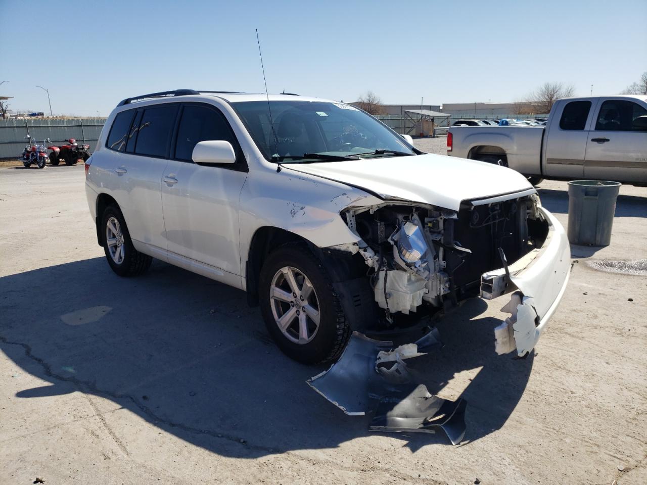 TOYOTA HIGHLANDER 2009 with VIN JTEDS41AX92083105 - Photo from auction