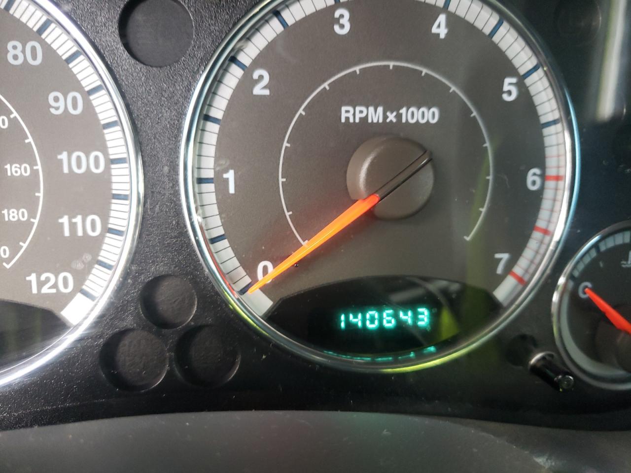 Photo 8 from auction – 2005 JEEP LIBERTY LI with VIN 1J4GL58K55W588713