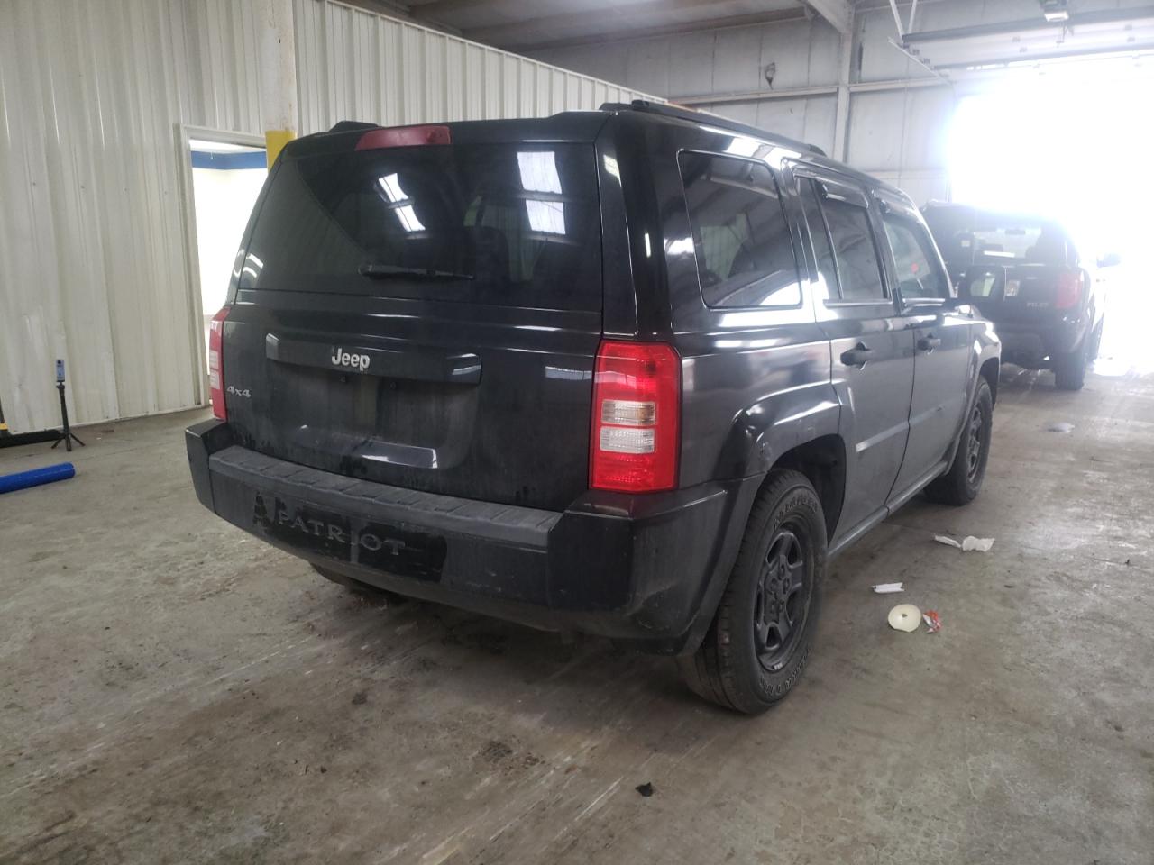 Photo 4 from auction – 2007 JEEP PATRIOT SP with VIN 1J8FF28W37D342549