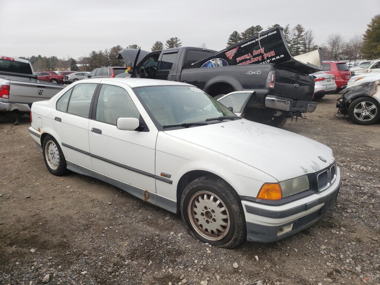 BMW 318 I 1995 with VIN 4USCC7320SLA02341 - Photo from auction