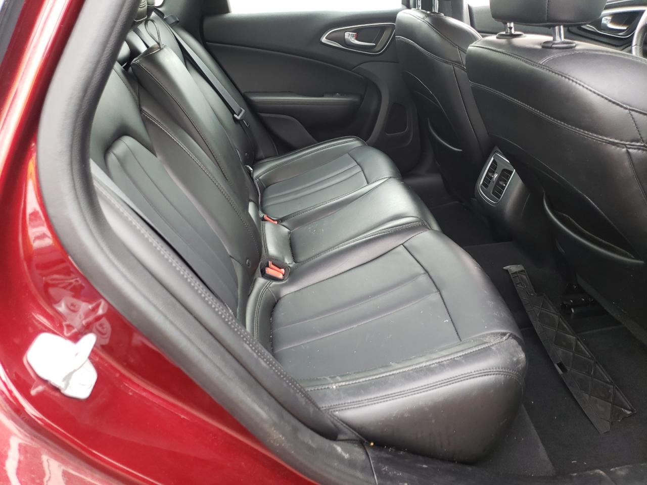 Photo 6 from auction – 2016 CHRYSLER 200 LIMITE with VIN 1C3CCCAB5GN191311