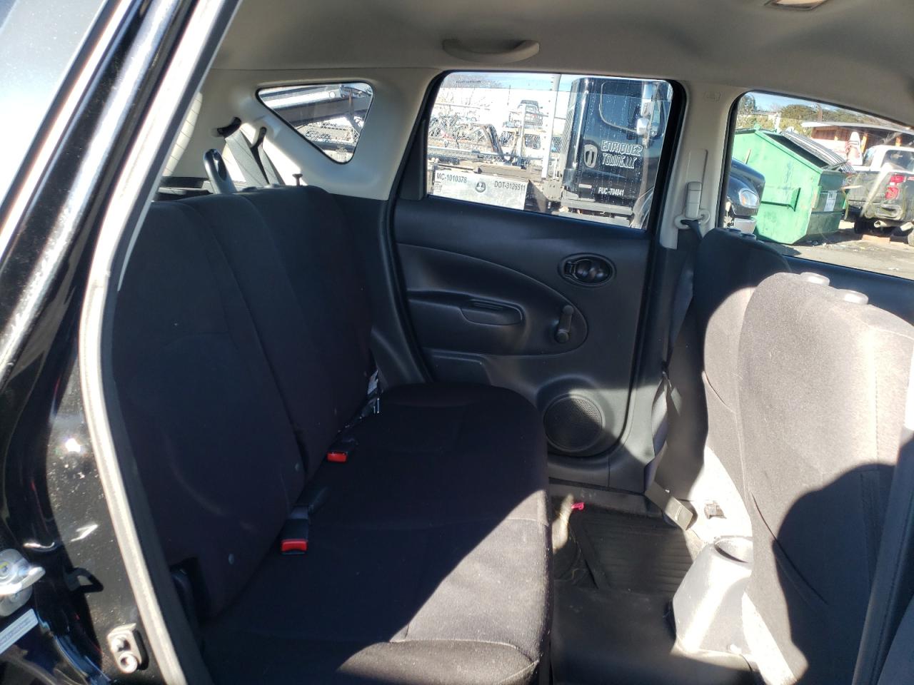 Photo 6 from auction – 2014 NISSAN VERSA NOTE with VIN 3N1CE2CP1EL431365