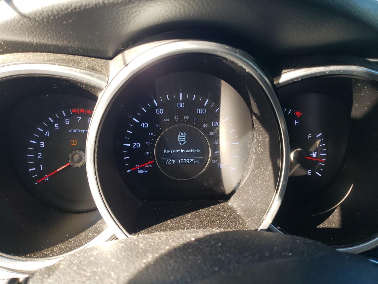 Photo 8 from auction – 2015 KIA OPTIMA EX with VIN 5XXGN4A78FG382854