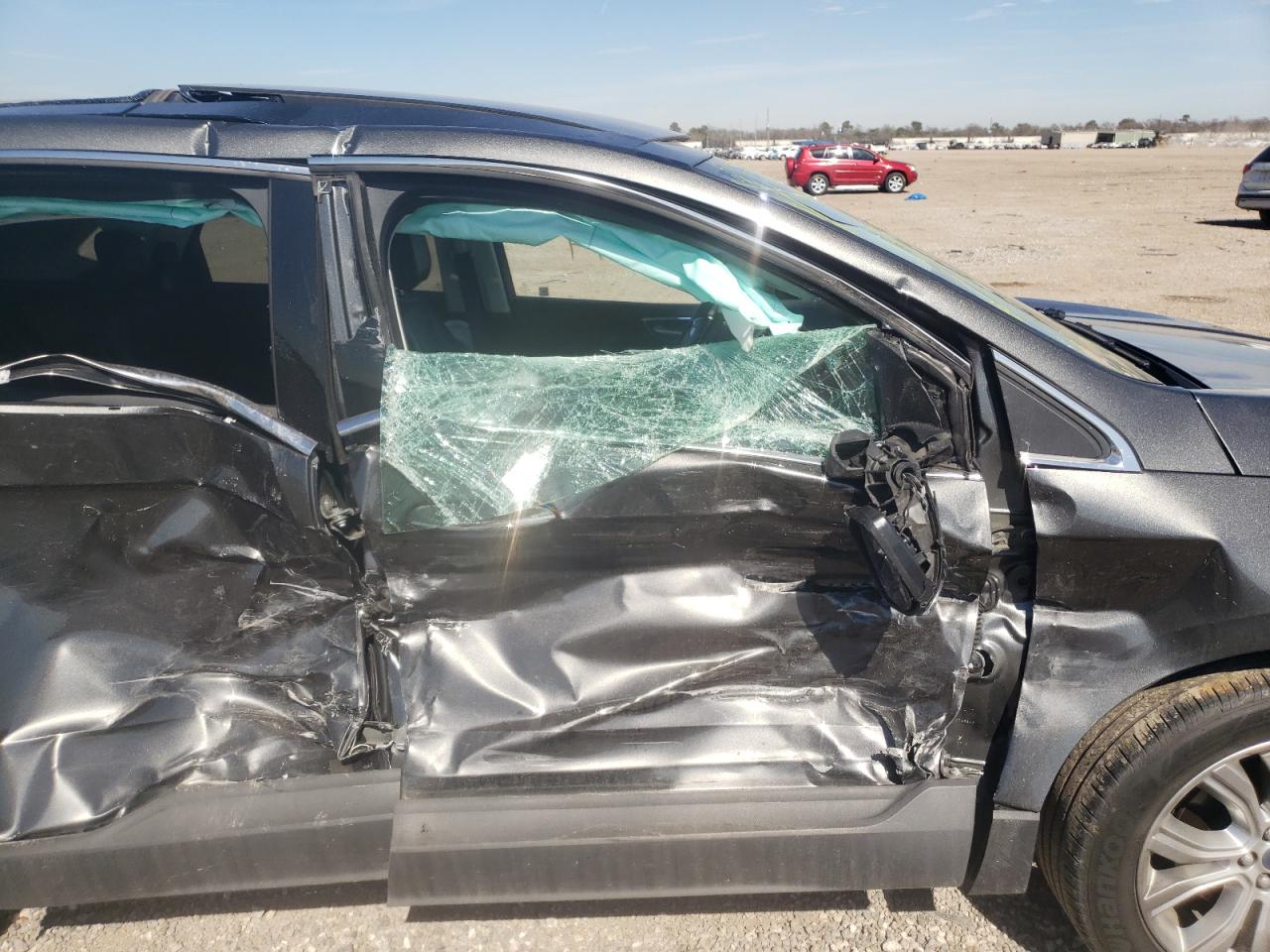 Photo 5 from auction – 2019 FORD EDGE TITAN with VIN 2FMPK3K90KBC72583