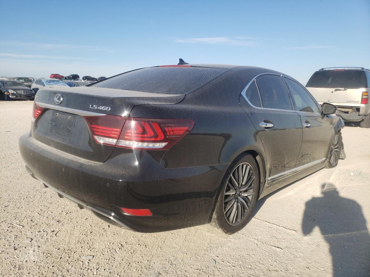 Photo 4 from auction – 2013 LEXUS LS 460 with VIN JTHBL5EF7D5115003