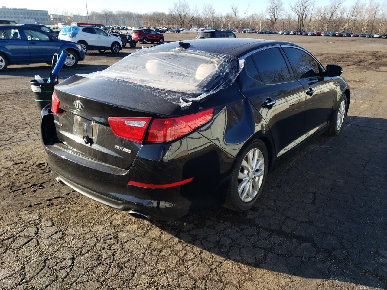 Photo 4 from auction – 2015 KIA OPTIMA EX with VIN 5XXGN4A78FG382854