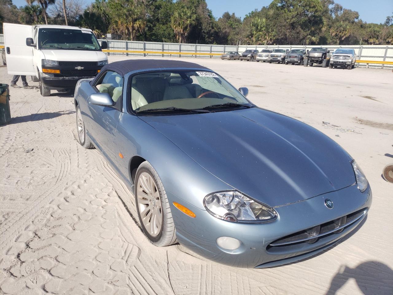 JAGUAR XK8 2005 with VIN SAJDA42C452A42054 - Photo from auction