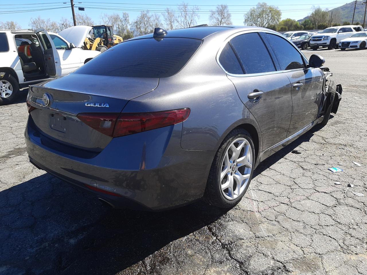Photo 4 from auction – 2018 ALFA ROMEO GIULIA TI with VIN ZARFAECN1J7578053