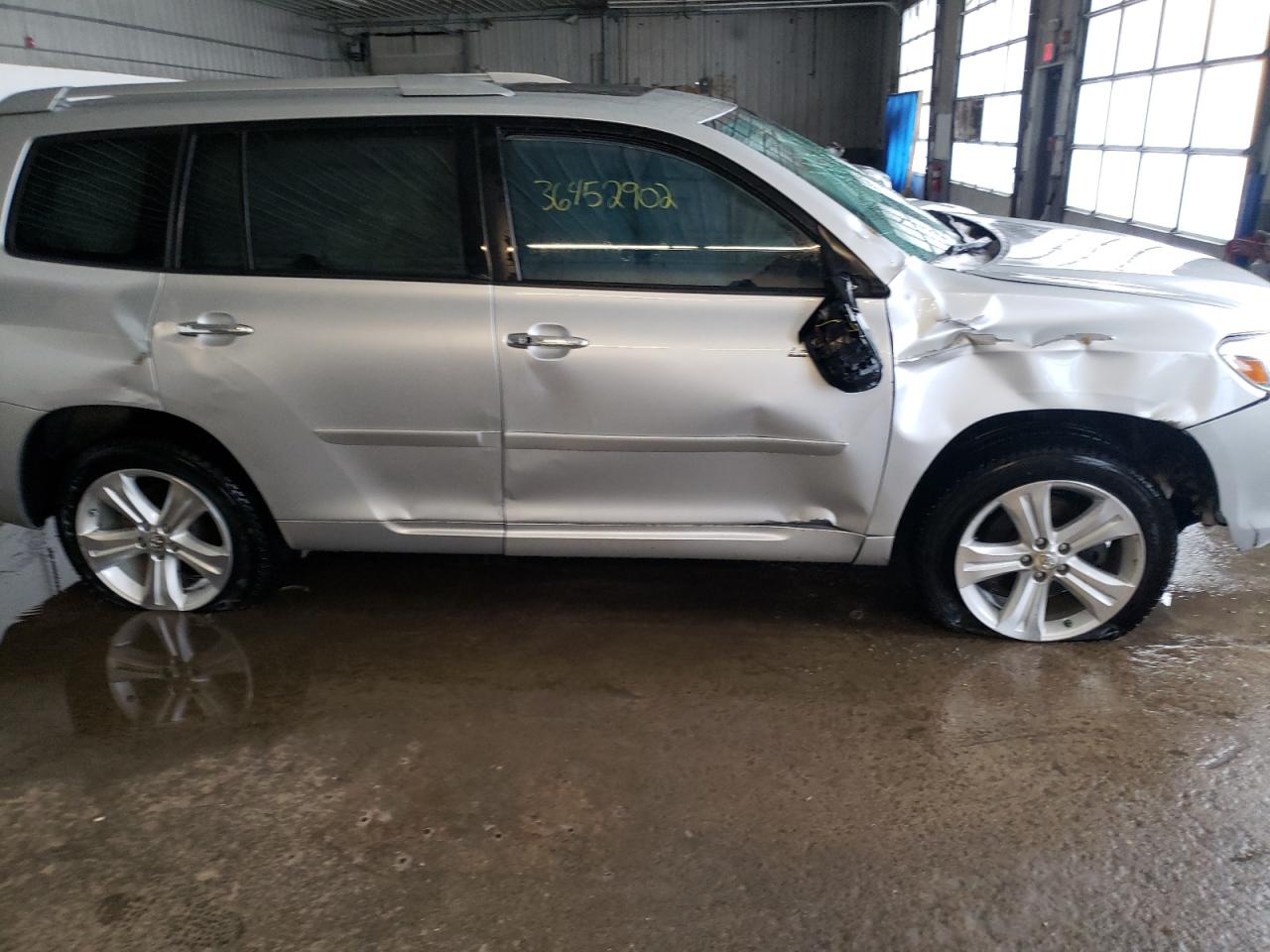 Photo 9 from auction – 2010 TOYOTA HIGHLANDER with VIN 5TDDK3EHXAS001070