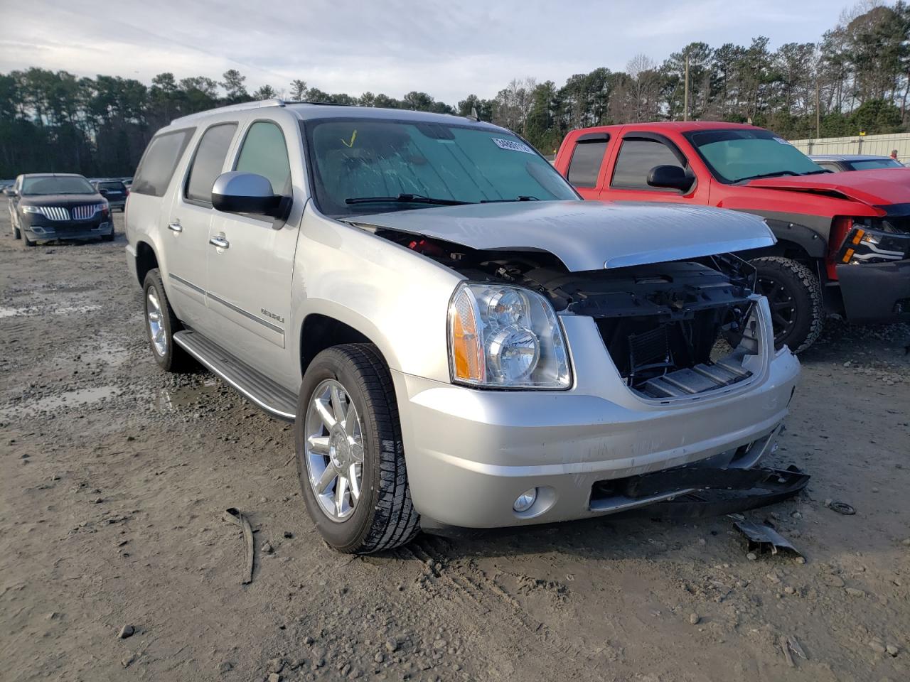 GMC YUKON XL D 2014 with VIN 1GKS2MEF3ER125590 - Photo from auction