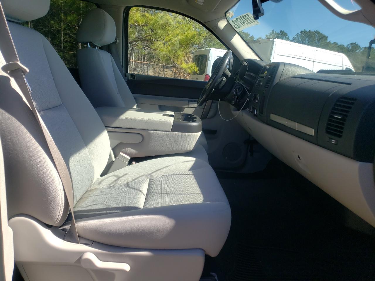 Photo 5 from auction – 2010 CHEVROLET SILVERADO with VIN 1GC4KXBG1AF119172