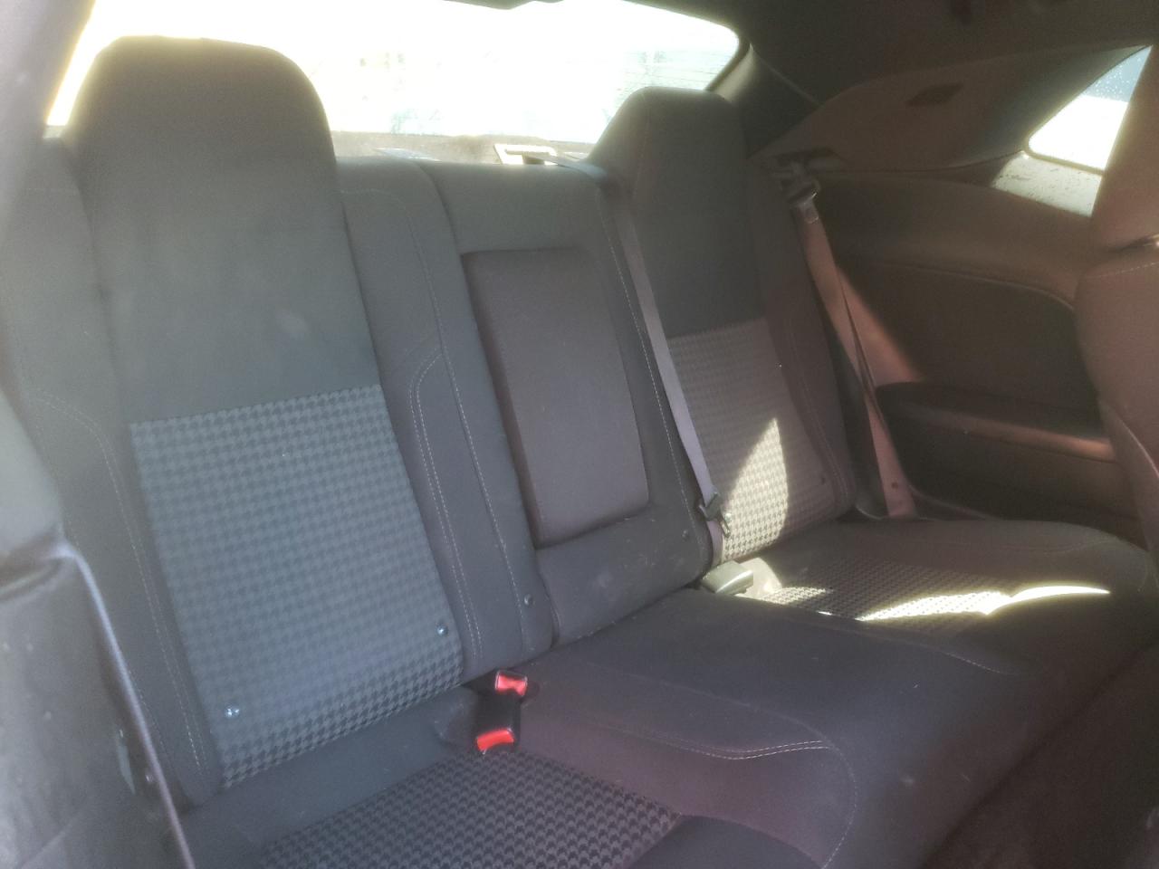 Photo 6 from auction – 2016 DODGE CHALLENGER with VIN 2C3CDZAG2GH352606