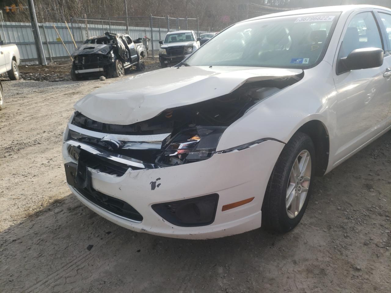 Photo 9 from auction – 2011 FORD FUSION S with VIN 3FAHP0GAXBR243479