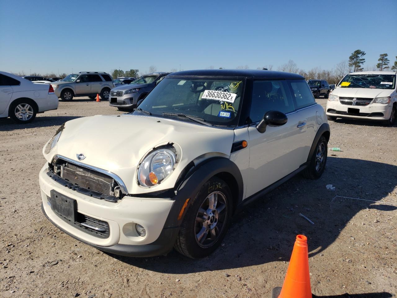 Photo 2 from auction – 2012 MINI COOPER with VIN WMWSU3C57CT263107