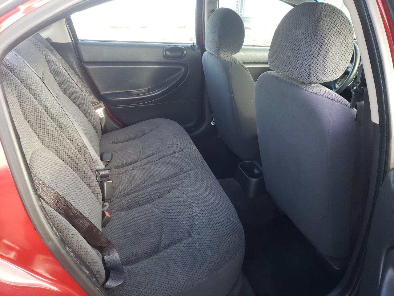 Photo 6 from auction – 2004 DODGE STRATUS ES with VIN 1B3EL36T64N195273