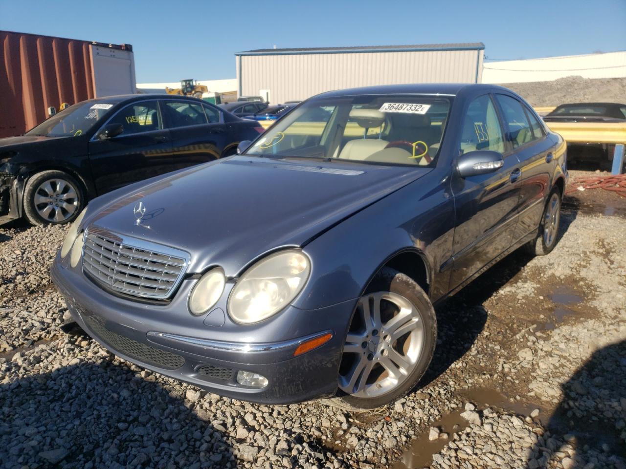 Photo 2 from auction – 2004 MERCEDES-BENZ E 500 4MAT with VIN WDBUF83J74X116830