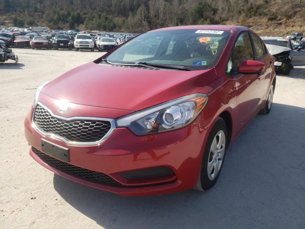 Photo 2 from auction – 2016 KIA FORTE LX with VIN KNAFK4A63G5597928