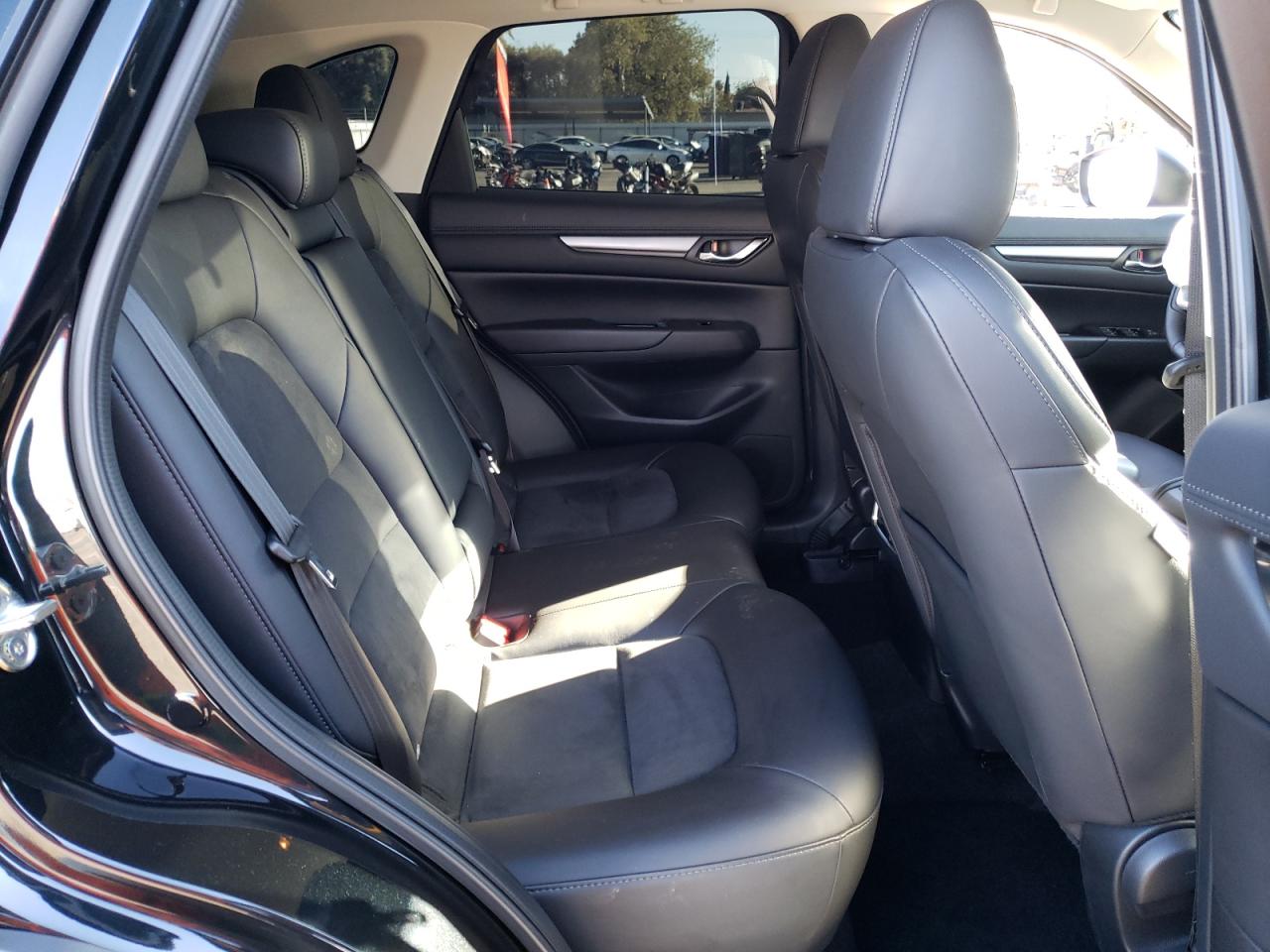 Photo 6 from auction – 2021 MAZDA CX-5 TOURI with VIN JM3KFBCM2M0486633