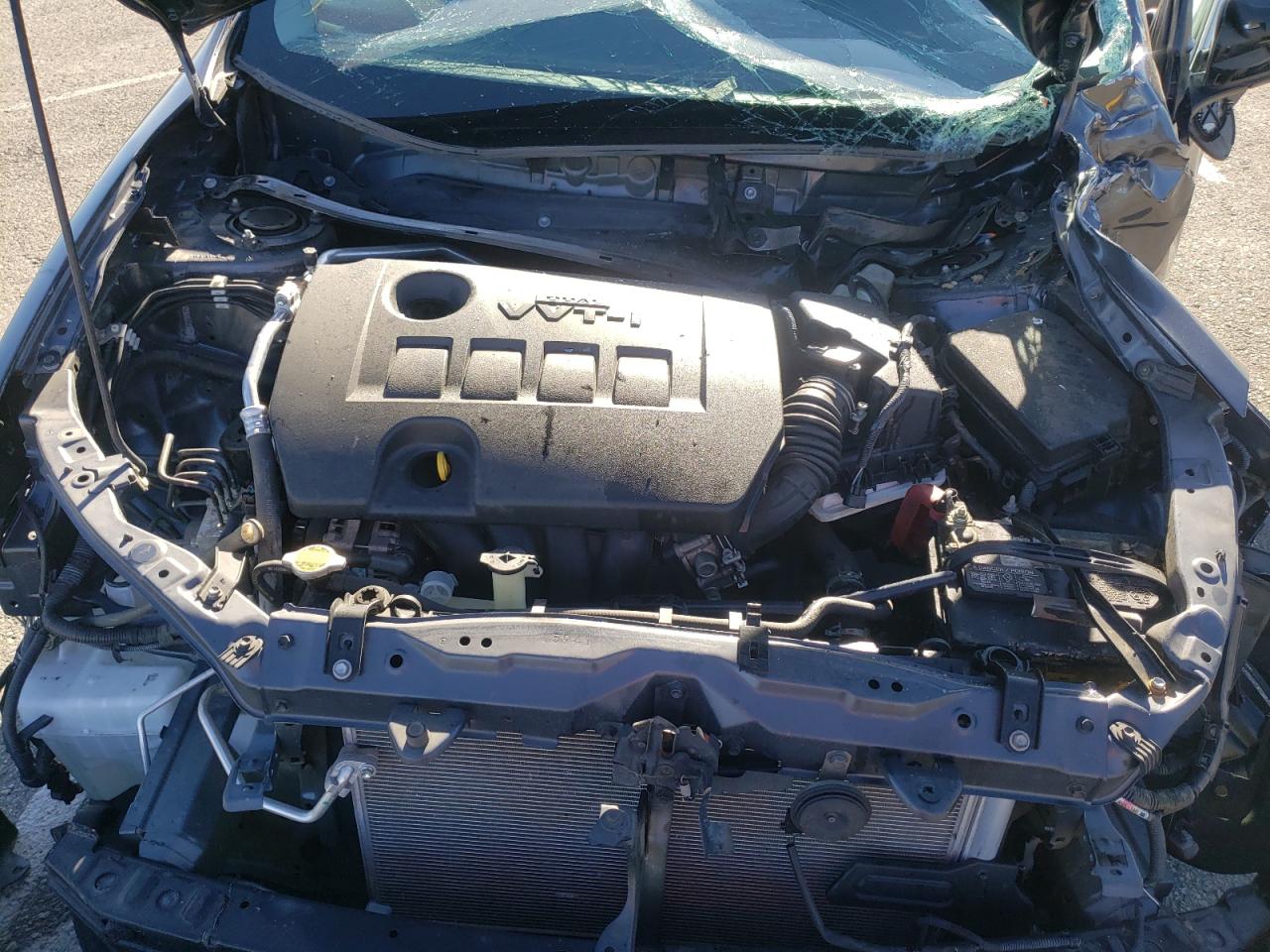 Zdjęcie 7 z aukcji – 2015 TOYOTA COROLLA L z VIN 5YFBURHE8FP339458