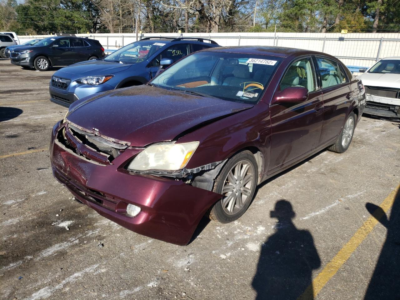 Photo 2 from auction – 2005 TOYOTA AVALON with VIN 4T1BK36B35U060699