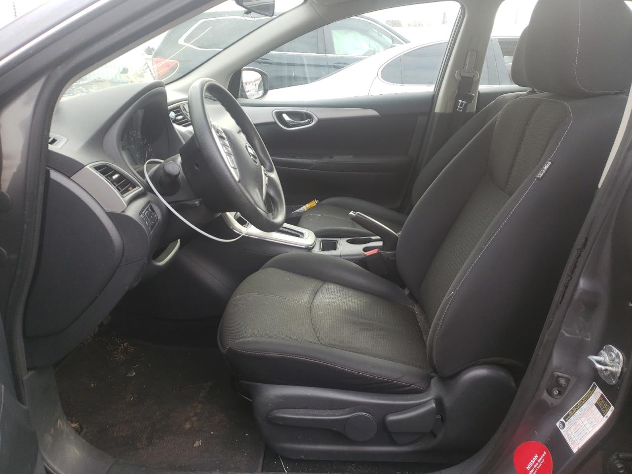 Photo 5 from auction – 2015 NISSAN SENTRA S with VIN 3N1AB7AP2FY315631