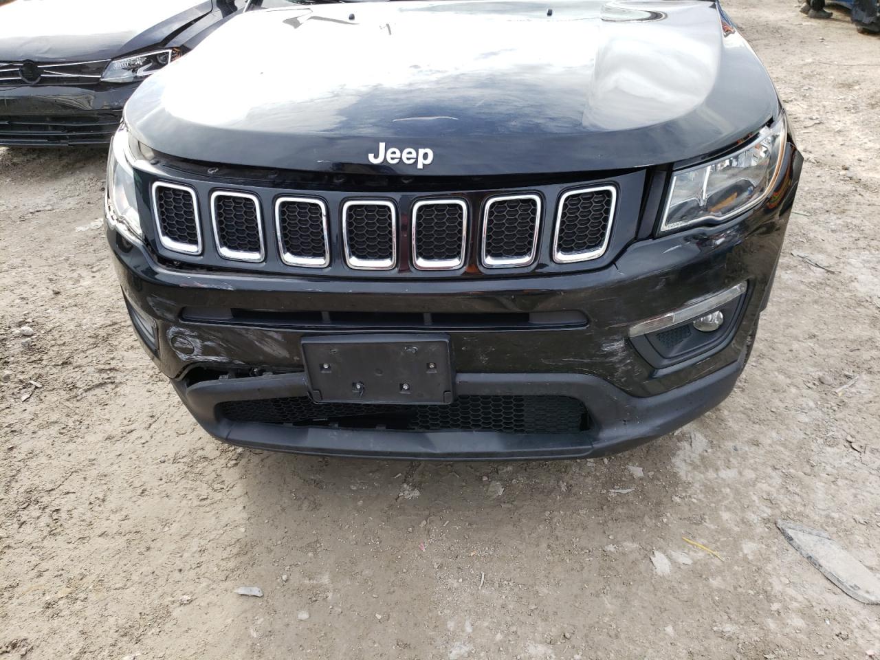 Photo 9 from auction – 2018 JEEP COMPASS LA with VIN 3C4NJDBB7JT270274