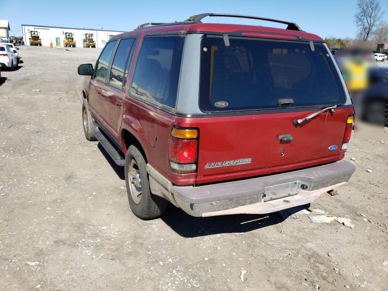 Photo 3 from auction – 1997 FORD EXPLORER with VIN 1FMDU34X4VUA39183