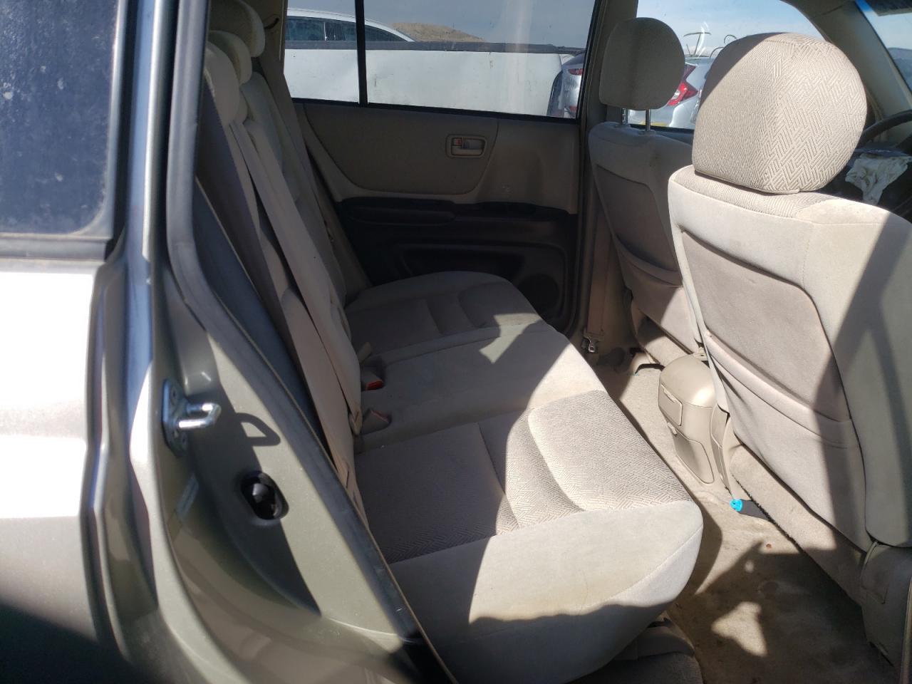 Photo 6 from auction – 2002 TOYOTA HIGHLANDER with VIN JTEGF21A520034966