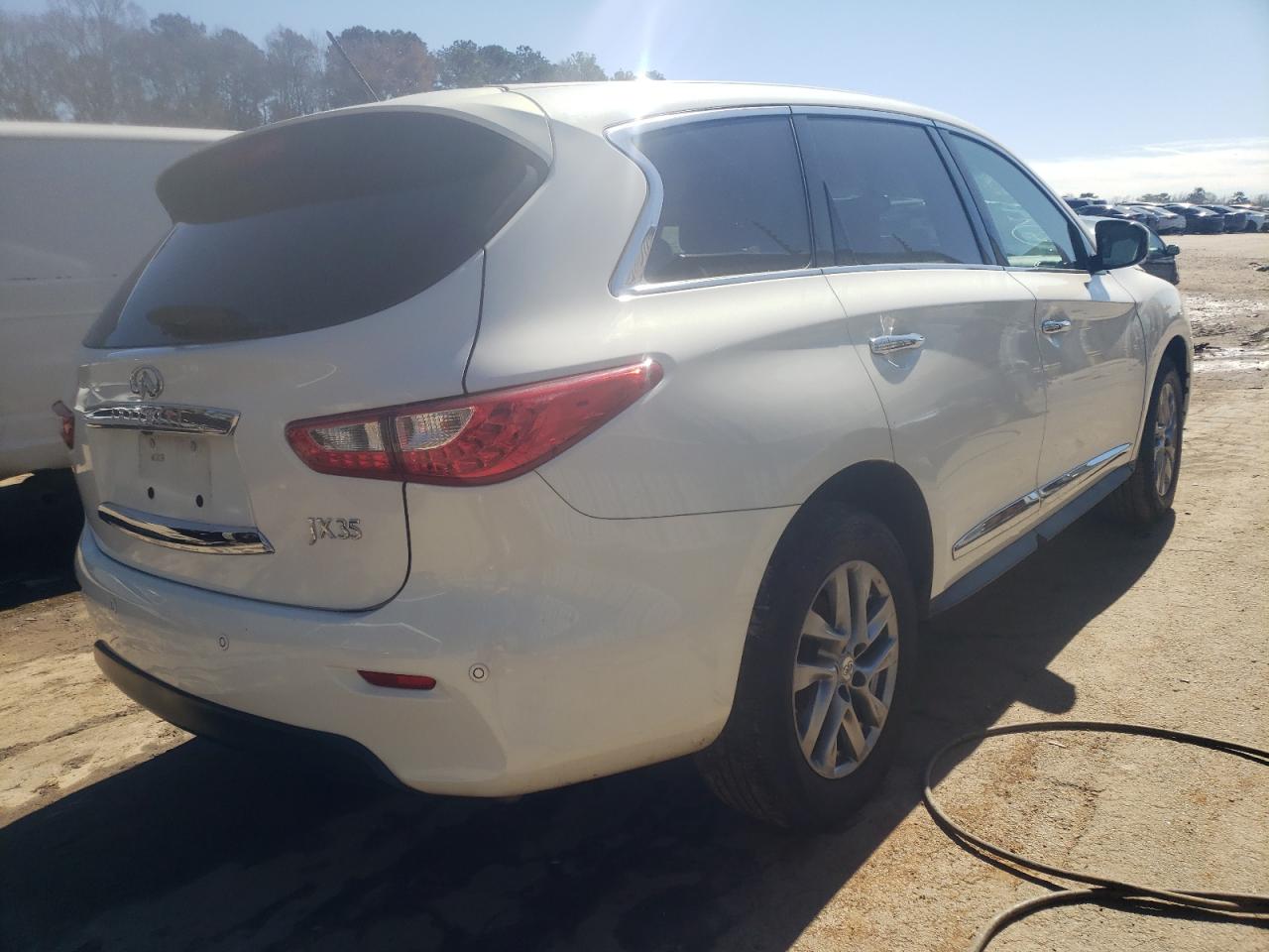 Photo 4 from auction – 2013 INFINITI JX35 with VIN 5N1AL0MN7DC339419