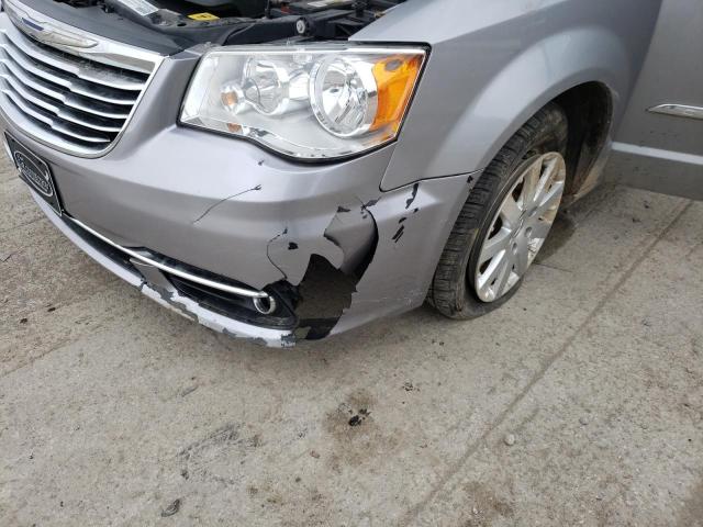 Photo 9 from auction – 2015 CHRYSLER TOWN & COU with VIN 2C4RC1BG6FR677132