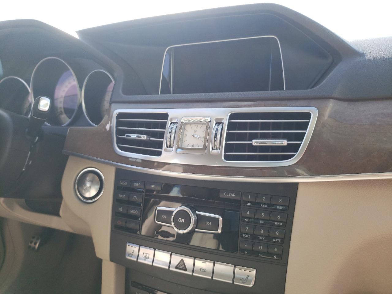 Photo 9 from auction – 2014 MERCEDES-BENZ E350 with VIN WDDHF5KB6EB071413