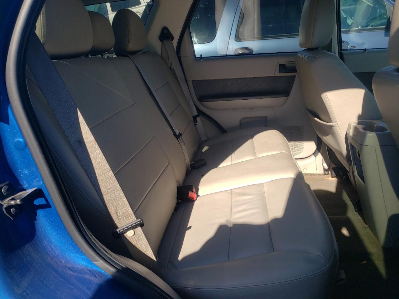 Photo 6 from auction – 2011 FORD ESCAPE XLT with VIN 1FMCU0DG5BKB19495