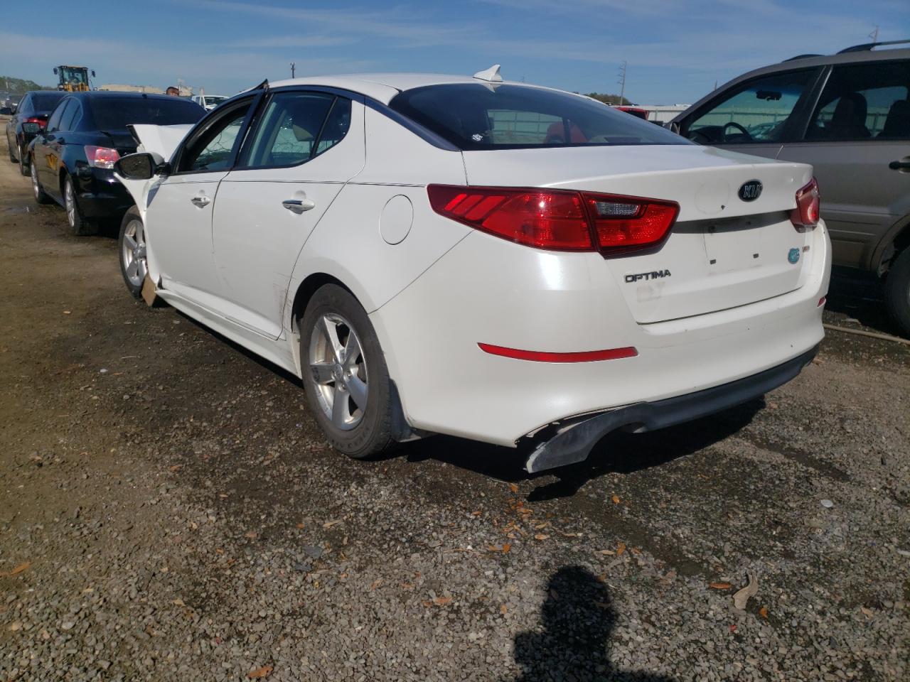 Фото 3 с аукциона – 2015 KIA OPTIMA LX с VIN KNAGM4A72F5639995