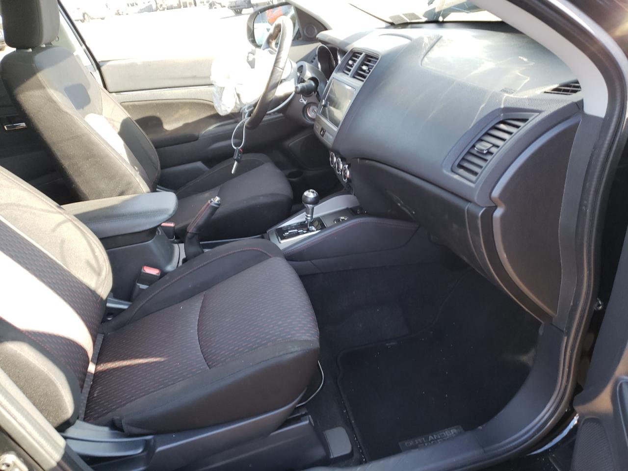 Photo 5 from auction – 2019 MITSUBISHI OUTLANDER with VIN JA4AR3AUXKU030125