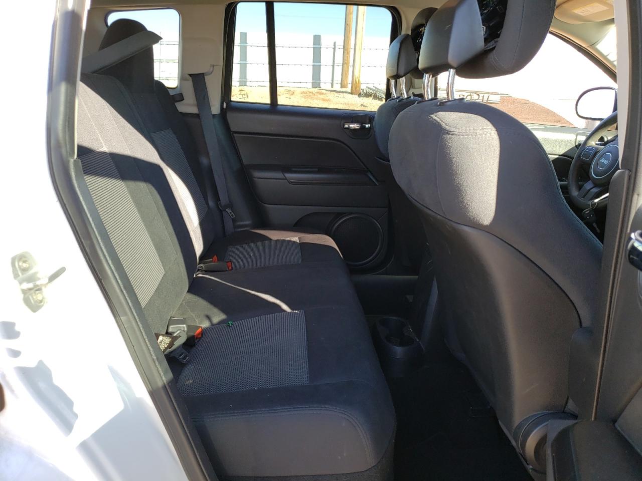 Photo 6 from auction – 2011 JEEP COMPASS SP with VIN 1J4NT1FAXBD138413