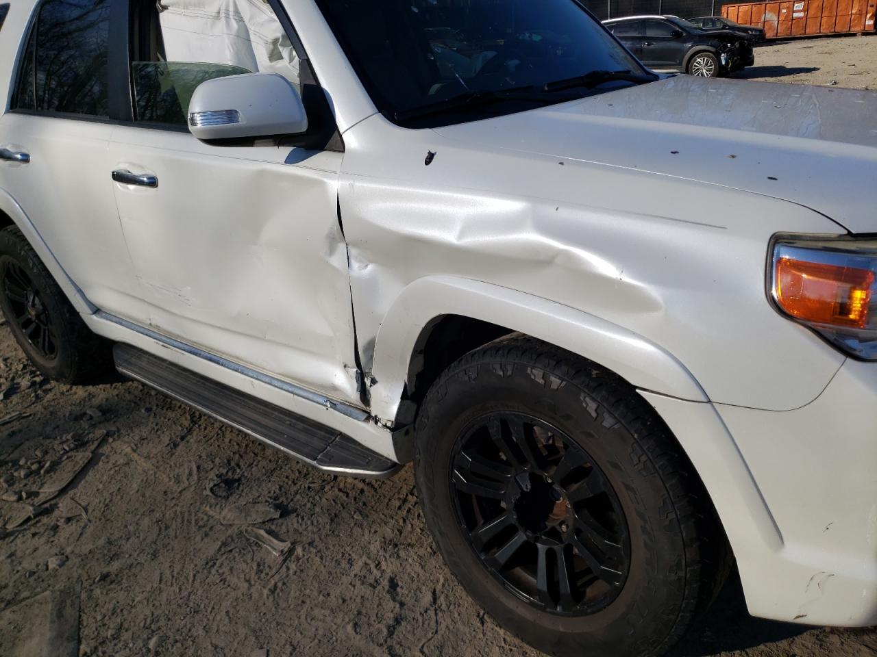 Photo 9 from auction – 2012 TOYOTA 4RUNNER SR with VIN JTEZU5JR2C5046065