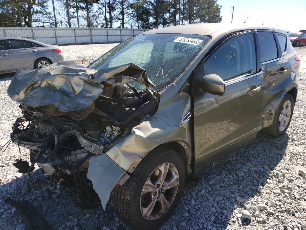 Photo 2 from auction – 2013 FORD ESCAPE SE with VIN 1FMCU9GX7DUC87534
