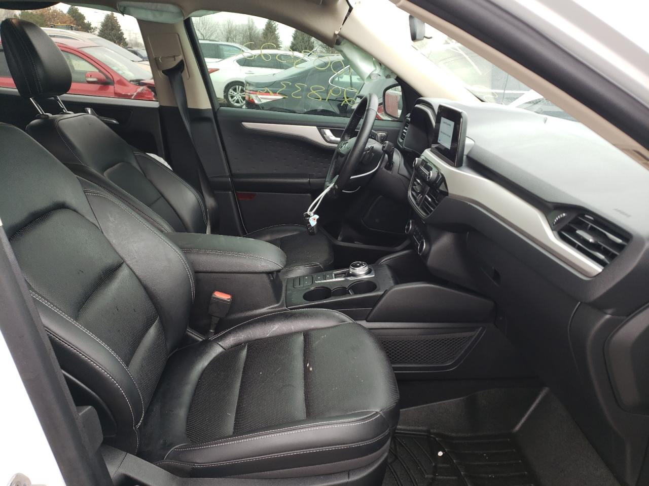 Photo 5 from auction – 2020 FORD ESCAPE SEL with VIN 1FMCU9H91LUA25782