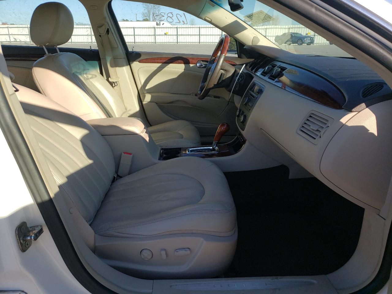 Photo 5 from auction – 2009 BUICK LUCERNE CX with VIN 1G4HD57MX9U109306