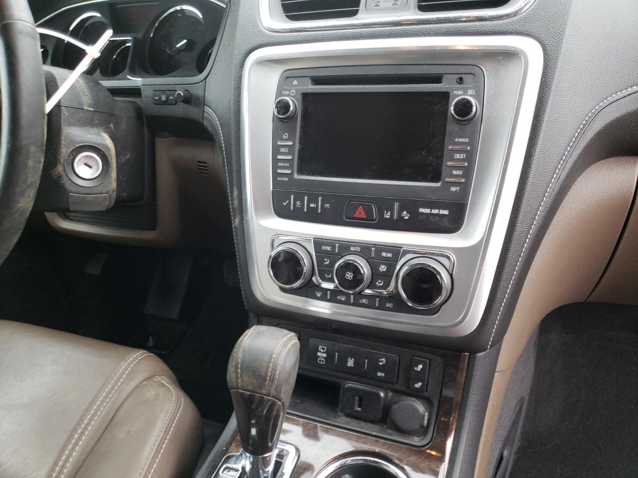 Photo 9 from auction – 2017 GMC ACADIA LIM with VIN 1GKKVSKD6HJ320018