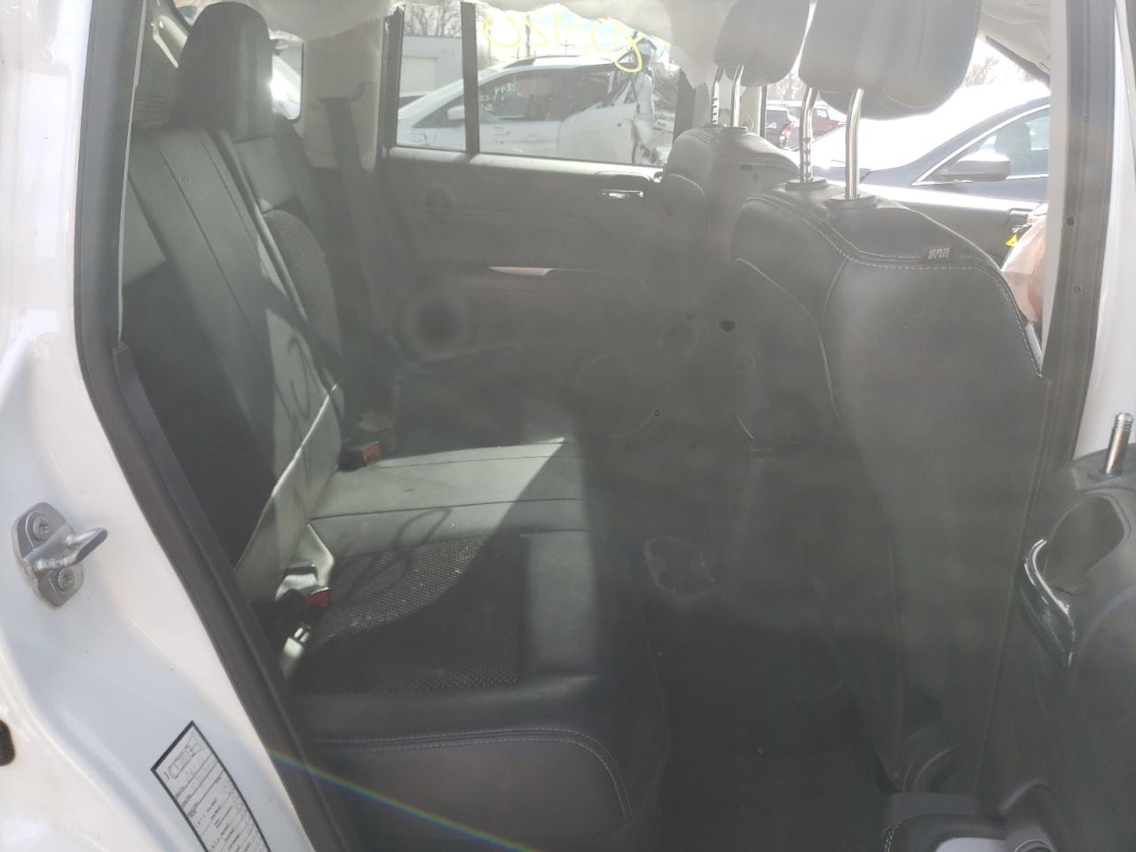 Photo 6 from auction – 2017 JEEP COMPASS LA with VIN 1C4NJCEB7HD160461