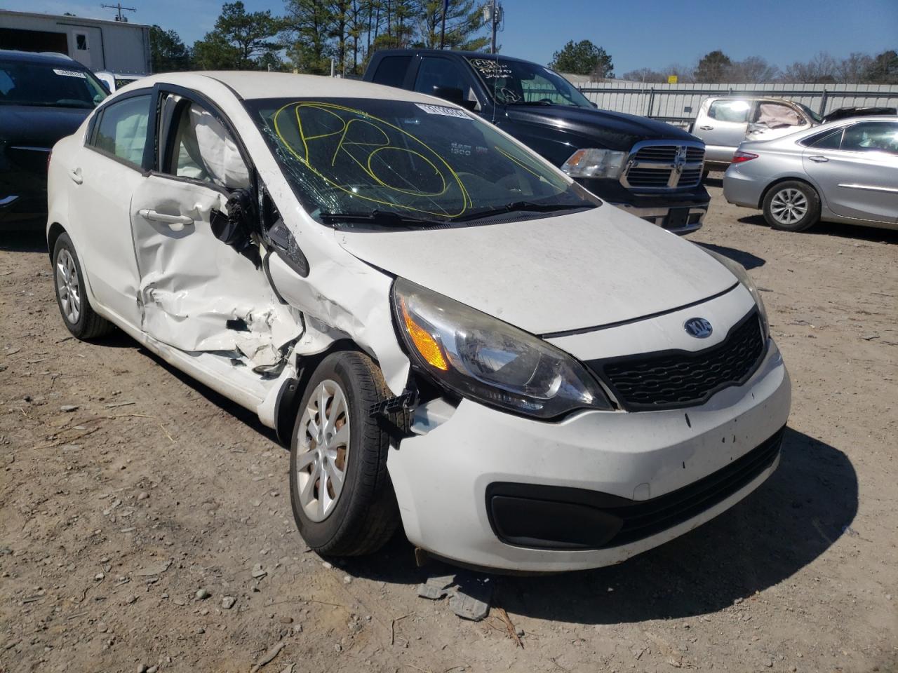 KIA RIO LX 2015 with VIN KNADM4A35F6421835 - Photo from auction