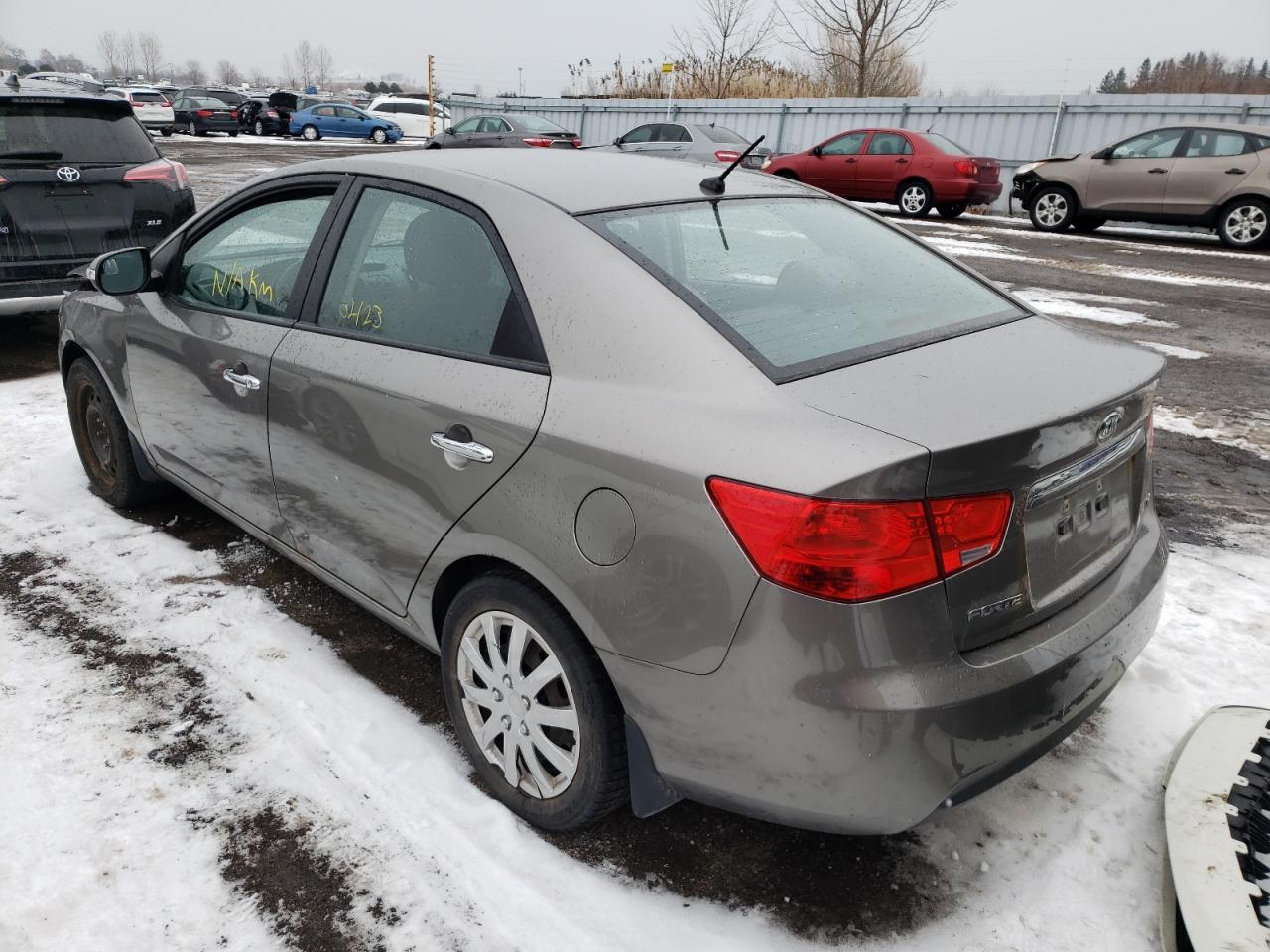 Photo 3 from auction – 2010 KIA FORTE EX with VIN KNAFU4A26A5279851