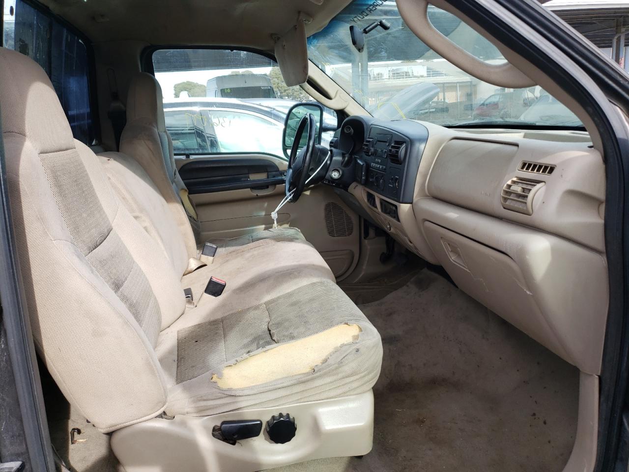 Photo 5 from auction – 2005 FORD F250 SUPER with VIN 1FTNF20575EA24611
